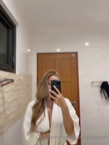 น้องบันนี่ BunnyZudeah โดนควยโขมงยัดหีสดซอยยับ น้ำเงี่ยนพุ่งกระฉูด