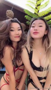 สองสาวเอเชียตัวเล็กเย็ดหีเลสกลางแจ้ง ซอยหีเสียวครางโคตรดัง Onlyfans