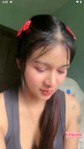 คลิปหลุด น้องจ๊ะจ๋า ไลฟ์สดเย็ดสดในห้องนอน โชว์นมยักษ์ผิวขาว ดูดควยโม๊กน้ำแตกคาปาก