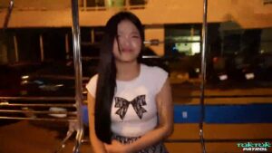 ฝรั่งควยยักษ์ซอยหีสาวไทยตัวเล็กแตกในคาห้องพัก หีบวมฉ่ำน้ำเงี่ยนทะลัก