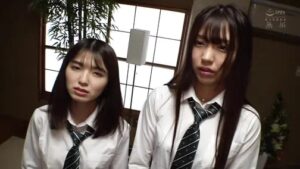 สาวหุ่นน่าปี๊บโดนควยใหญ่ยัดหีสดซอยกระแทกแรงแตกในคาห้อง ร้องครางเสียวน้ำแตกพุ่ง