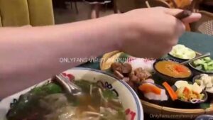 สาวหุ่นเซ็กซี่โดนควยใหญ่ยัดหีแบบไม่ยั้ง ซอยแรงจนน้ำเงี่ยนแตกคาหี