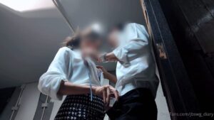 นักเรียนม.ปลายเงี่ยนทะลุ โดนพี่ชายซอยหีสดแรงๆ แตกในคาห้องเรียนคาหีแน่น
